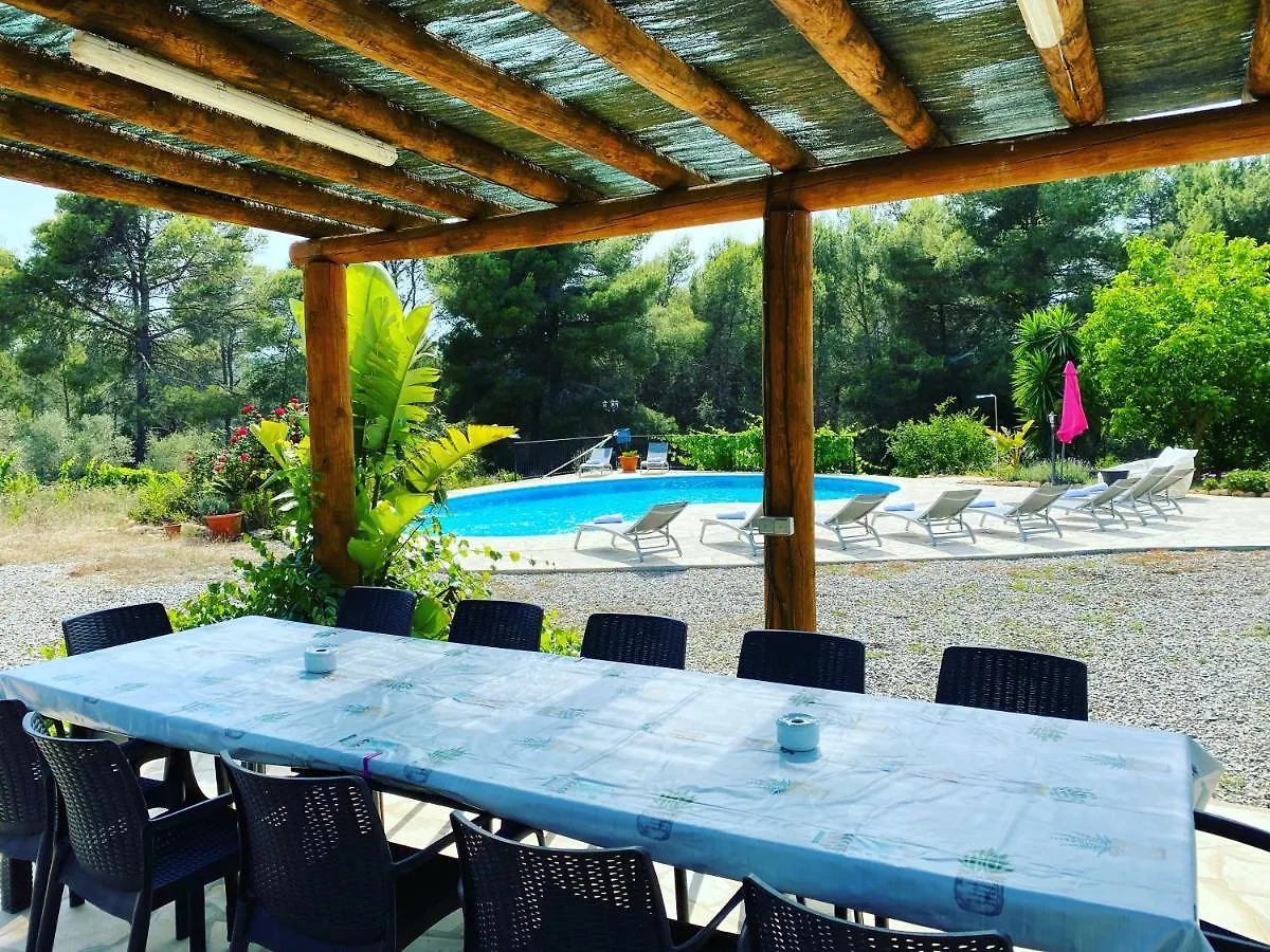 Villa Can Toni Miquelí Santa Gertrudis  0*, Santa Gertrudis (Ibiza) España